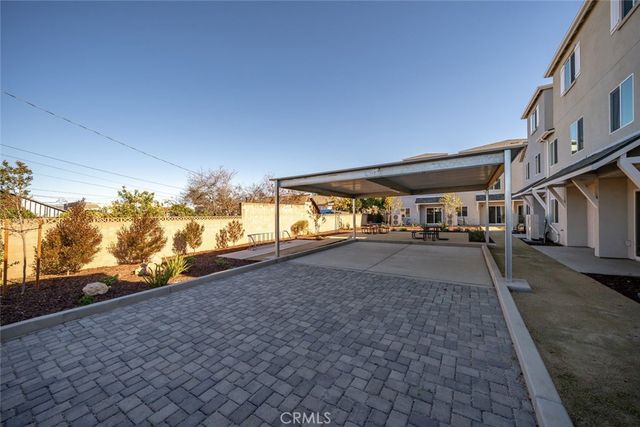 529 S Pine Street, Santa Maria, CA 93458