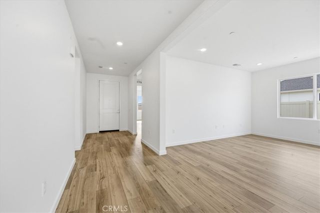 42957 56th Street W, Lancaster, CA 93536