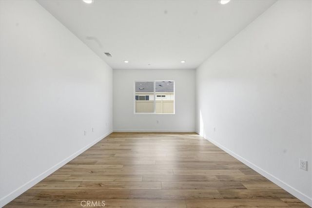 42957 56th Street W, Lancaster, CA 93536