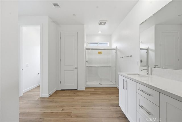 42957 56th Street W, Lancaster, CA 93536