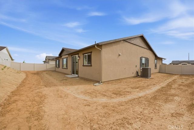 42957 56th Street W, Lancaster, CA 93536