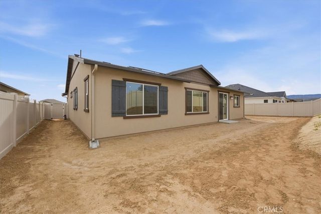 42957 56th Street W, Lancaster, CA 93536