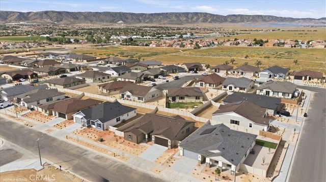 42957 56th Street W, Lancaster, CA 93536