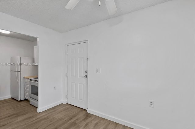 1133 N Benoist Farms Rd 101, West Palm Beach, FL 33411