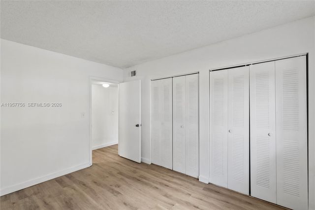 1133 N Benoist Farms Rd 101, West Palm Beach, FL 33411