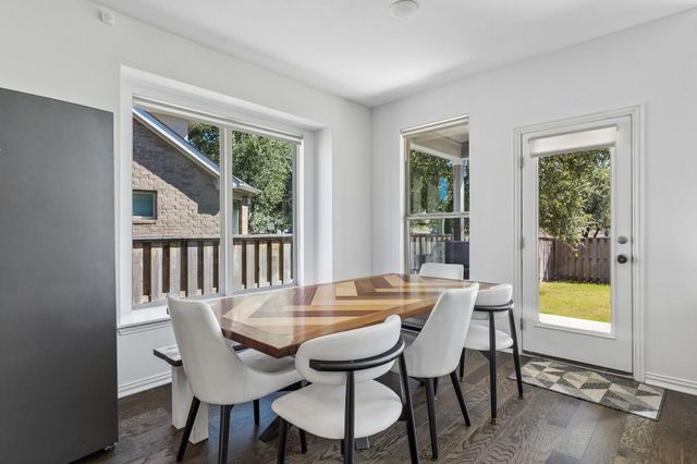 1506 Garrett Oaks LN, Georgetown, TX 78633