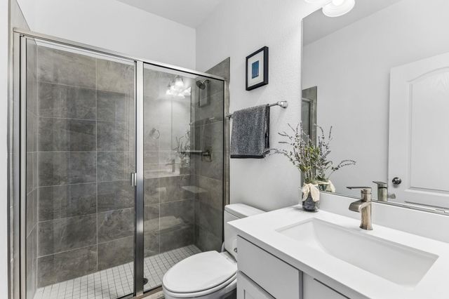 1506 Garrett Oaks LN, Georgetown, TX 78633