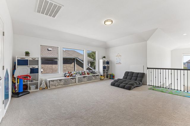 1506 Garrett Oaks LN, Georgetown, TX 78633
