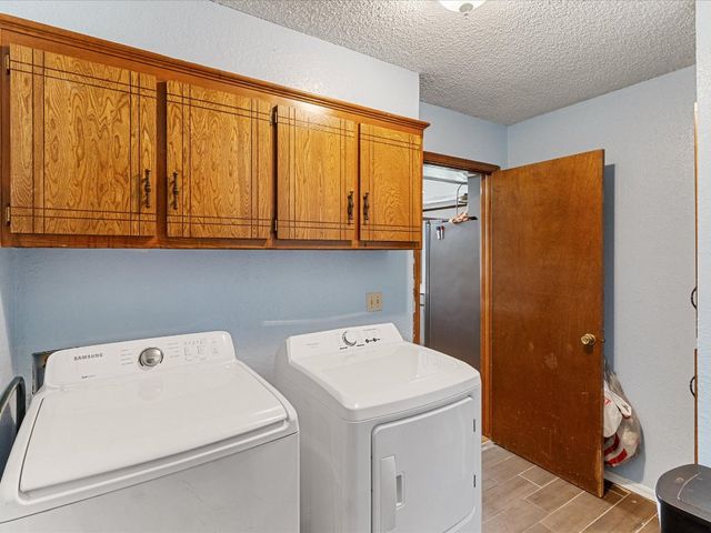 1717 Crest Circle Circle, Midwest City, OK 73130