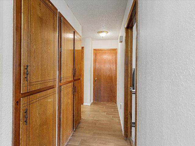 1717 Crest Circle Circle, Midwest City, OK 73130
