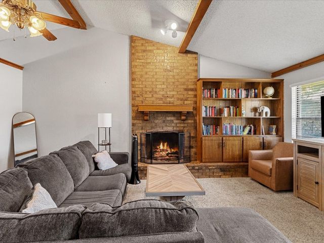 1717 Crest Circle Circle, Midwest City, OK 73130