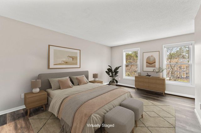 8043 Galway Road, Woodbury, MN 55125