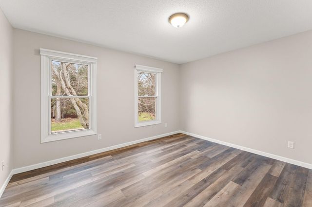 8043 Galway Road, Woodbury, MN 55125