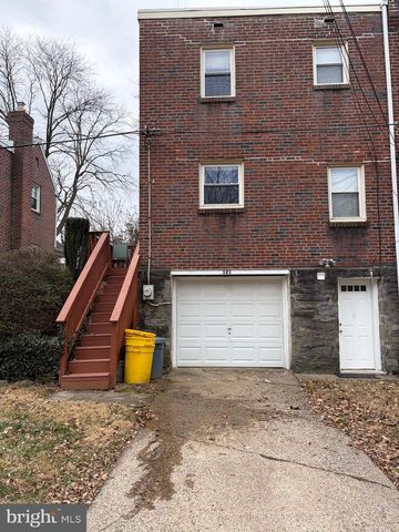 121 ROCK GLEN RD, Wynnewood, PA 19096