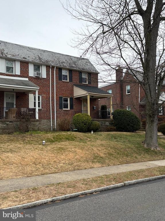 121 ROCK GLEN RD, Wynnewood, PA 19096