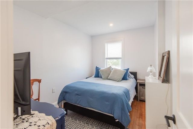 131 Broadway 2, Newport, RI 02840