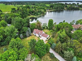10130 Emerald Court, Cambridge Twp, MI 49230