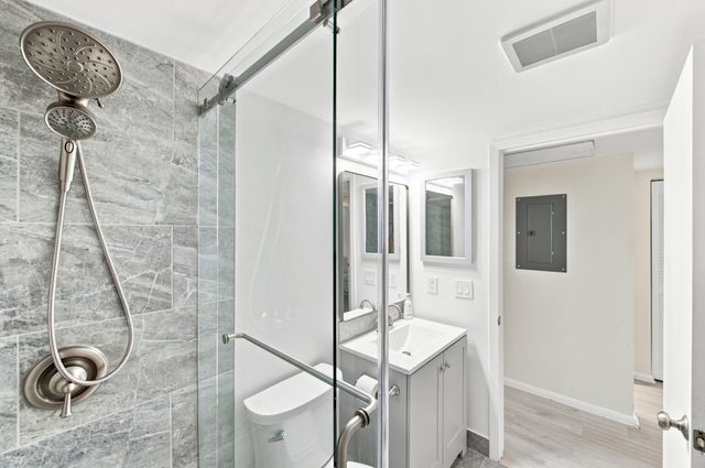 2069 Guildford D D, Boca Raton, FL 33434