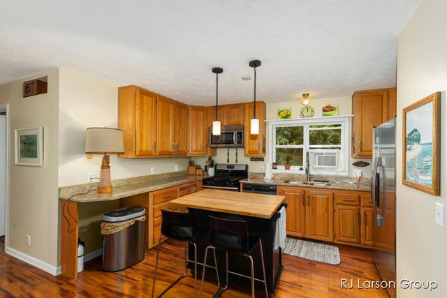 1007 Orchard Avenue, South Haven, MI 49090