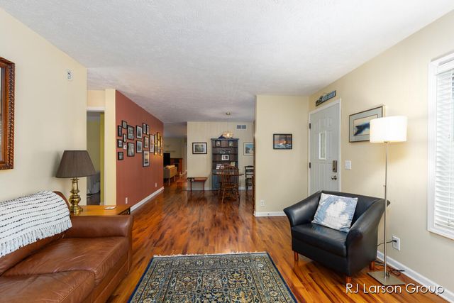 1007 Orchard Avenue, South Haven, MI 49090