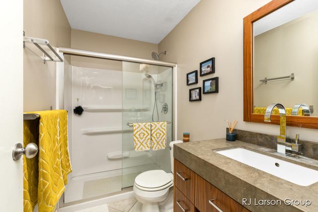 1007 Orchard Avenue, South Haven, MI 49090