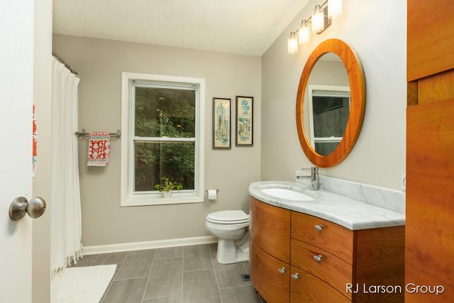 1007 Orchard Avenue, South Haven, MI 49090