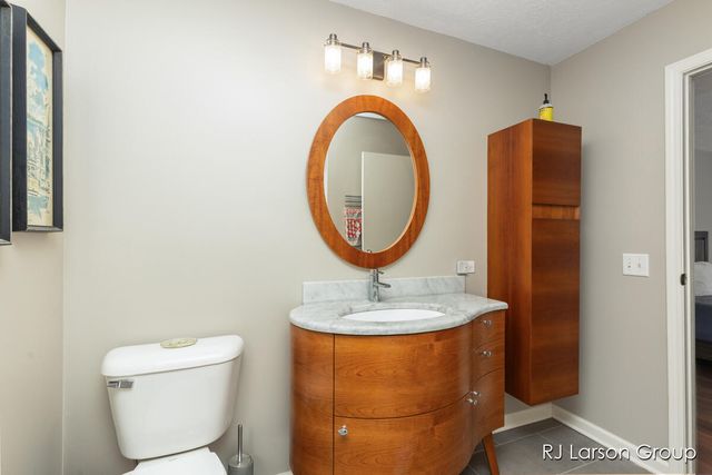1007 Orchard Avenue, South Haven, MI 49090