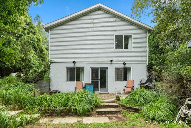 1007 Orchard Avenue, South Haven, MI 49090
