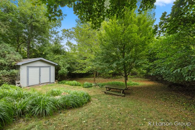 1007 Orchard Avenue, South Haven, MI 49090