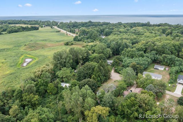 1007 Orchard Avenue, South Haven, MI 49090