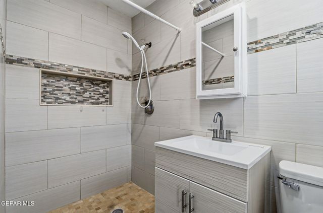 9518 Roanoke Drive, El Paso, TX 79924