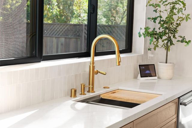 5564 Fetz Ln, Fair Oaks, CA 95628