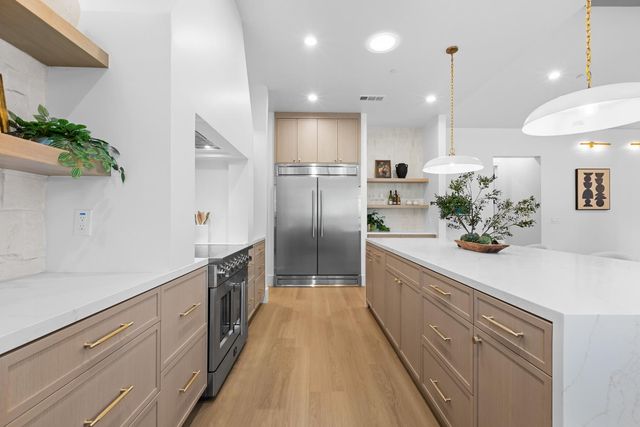 5564 Fetz Ln, Fair Oaks, CA 95628