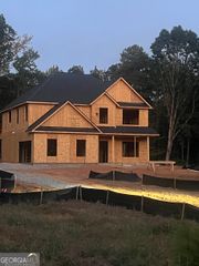 42 Collins Drive, Locust Grove, GA 30248