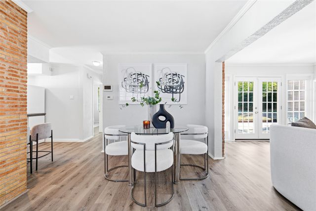 10208 Lake Gardens Drive, Dallas, TX 75218