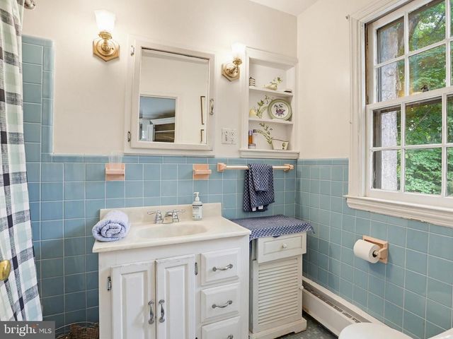 5060 AMESBURY DR, Columbia, MD 21044