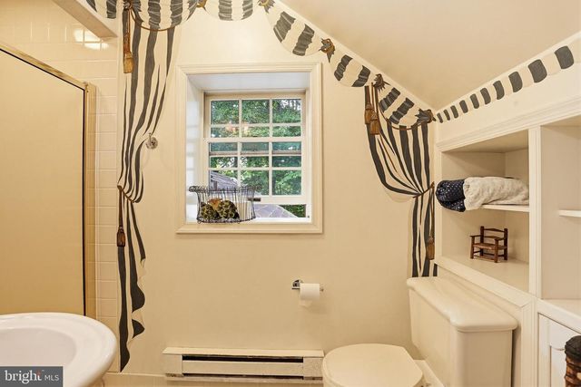 5060 AMESBURY DR, Columbia, MD 21044