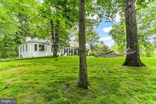 5060 AMESBURY DR, Columbia, MD 21044