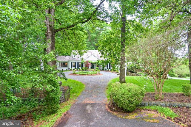 5060 AMESBURY DR, Columbia, MD 21044