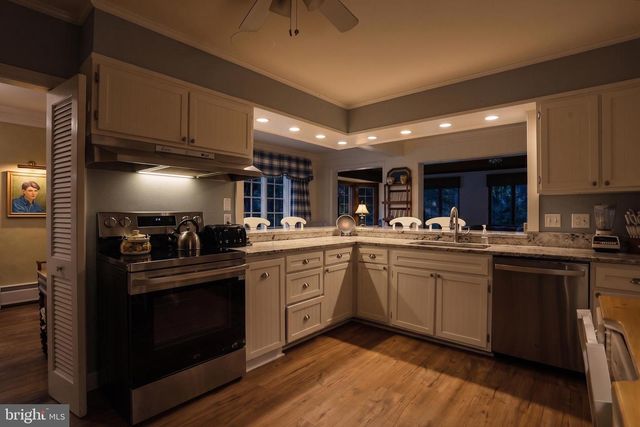 5060 AMESBURY DR, Columbia, MD 21044