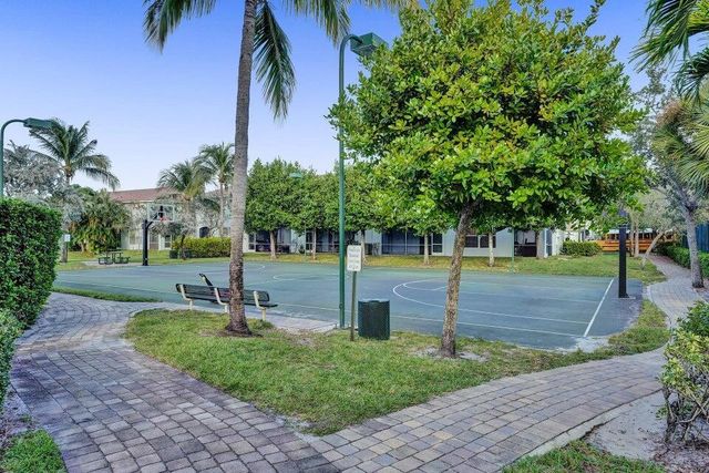 2336 Center Stone Lane, Riviera Beach, FL 33404
