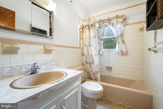 6629 HARRIETT ST, Falls Church, VA 22042