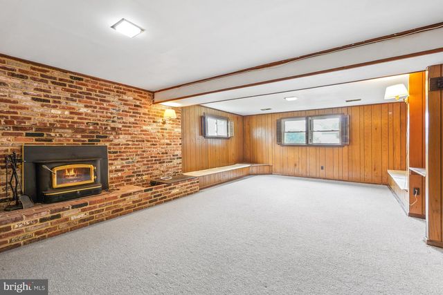 6629 HARRIETT ST, Falls Church, VA 22042