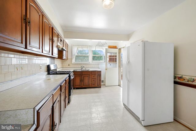 6629 HARRIETT ST, Falls Church, VA 22042
