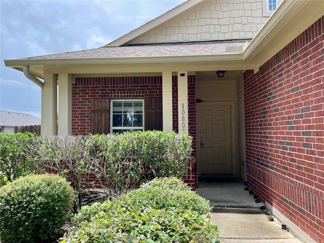 10803 Woodwind Shadows Drive, Cypress, TX 77433