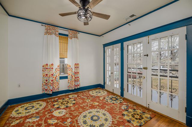 1900 SNOWDEN AVE, Memphis, TN 38107