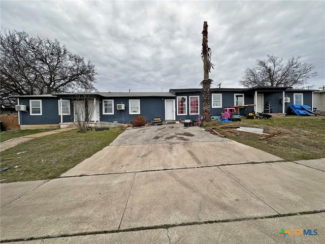 714 W Avenue B, Copperas Cove, TX 76522