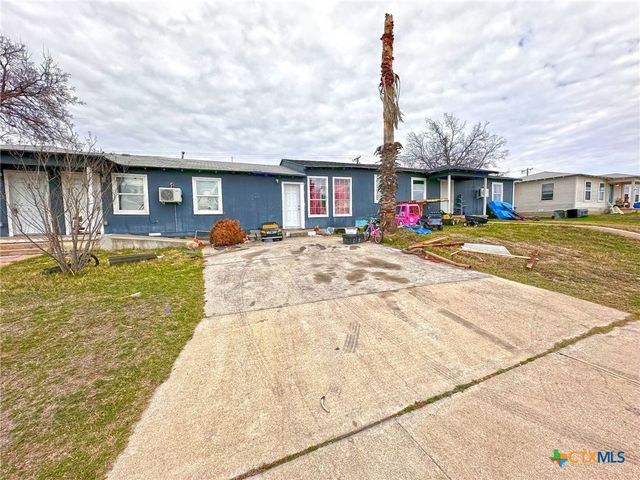714 W Avenue B, Copperas Cove, TX 76522