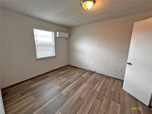 714 W Avenue B, Copperas Cove, TX 76522