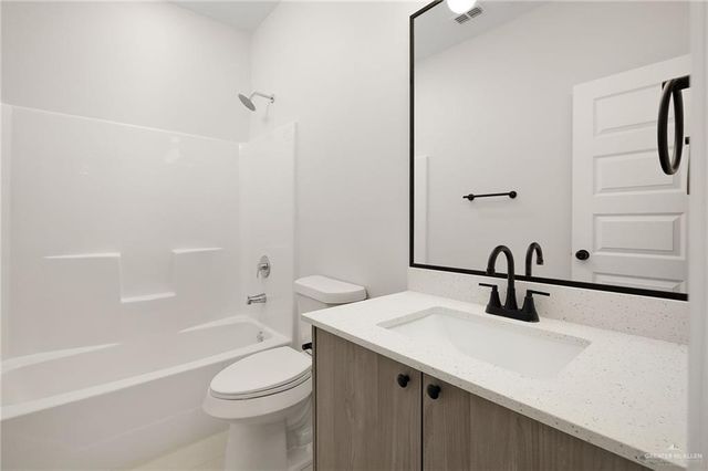 2405-2509 S Hilltop Avenue, Edinburg, TX 78542